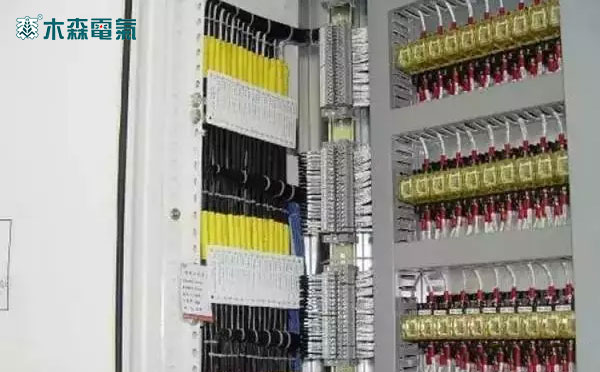 110kV高压电气安装施工操作教程之电缆固定采用分层方式